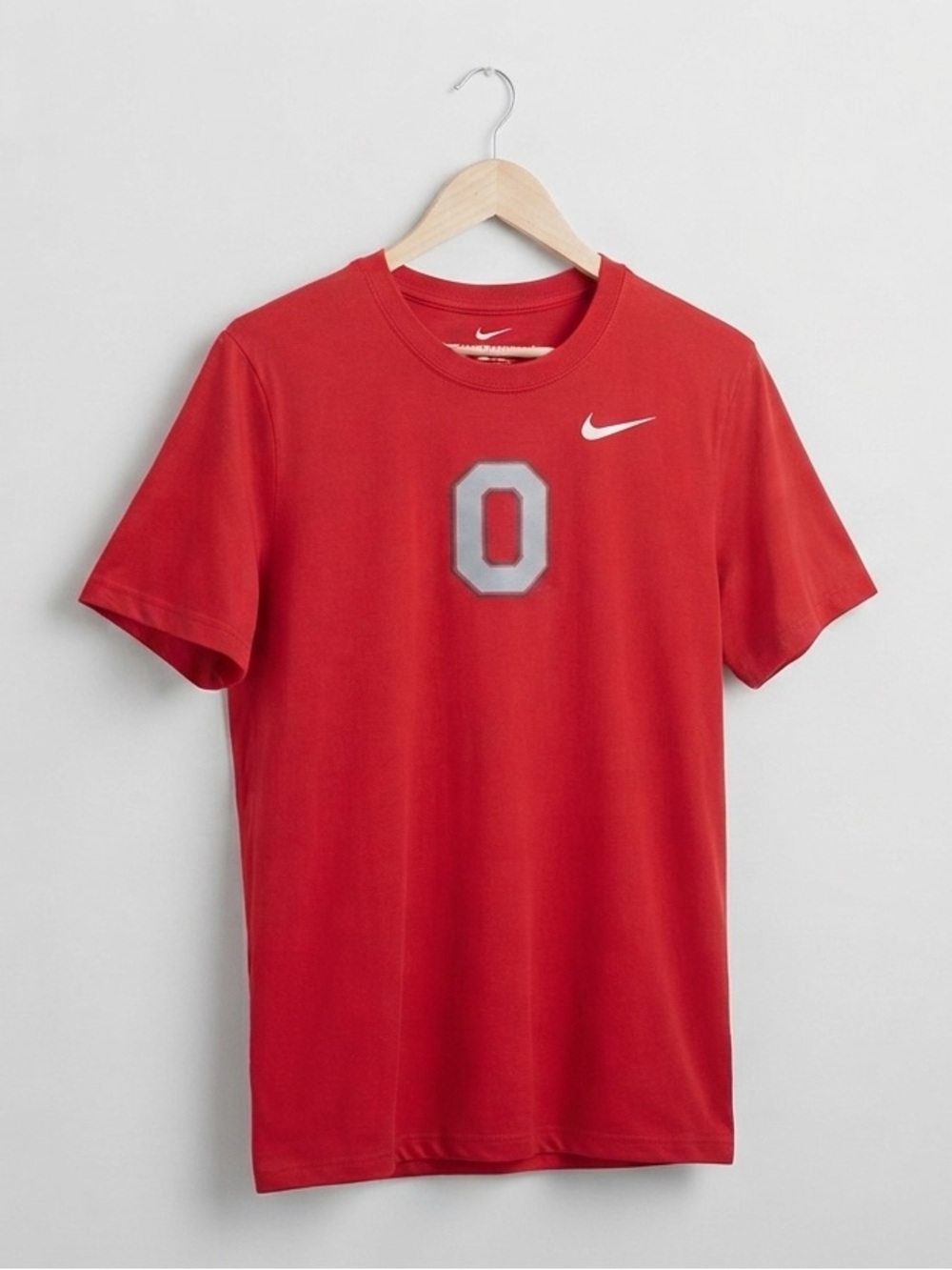 Nike Red Short-Sleeve Athletic Tee with 'O' Logo